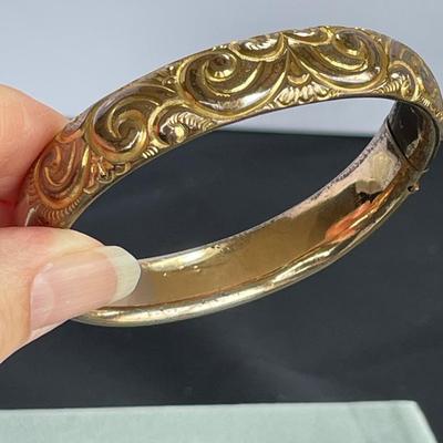 Antique gold tone Etched Bangle Bracelet