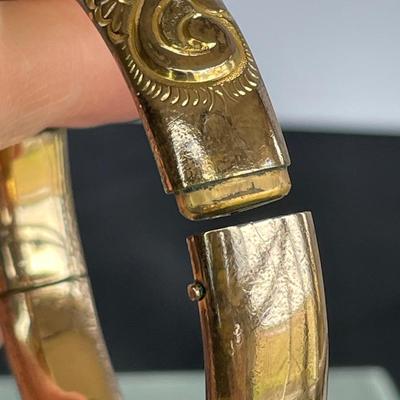 Antique gold tone Etched Bangle Bracelet