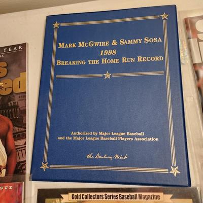 Mark McGwire Sammy Sosa 1998 Breaking the Home Run Record plus Magazines