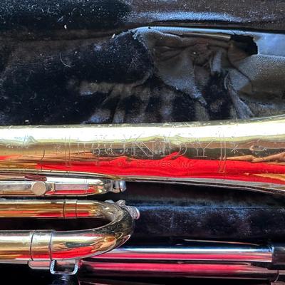 VINTAGE BUNDY TRUMPET DESIGNED BY VINCENT BACH WITH CASE