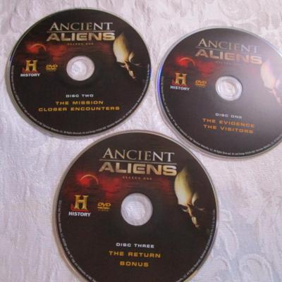 Ancient Aliens, 3 DVDs