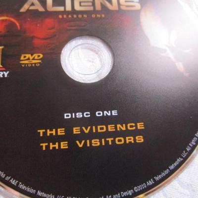 Ancient Aliens, 3 DVDs