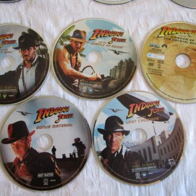 4 Indiana Jones movies and 1 bonus disc