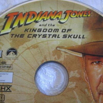 4 Indiana Jones movies and 1 bonus disc