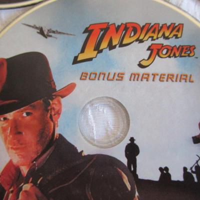 4 Indiana Jones movies and 1 bonus disc