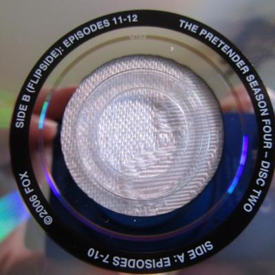 The Pretender, Season 4, four 2-sided DVDs