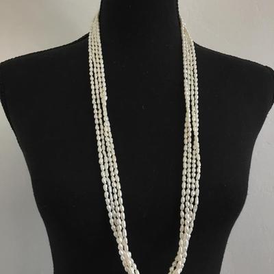Beautiful 4 strand Rice pearl necklaces