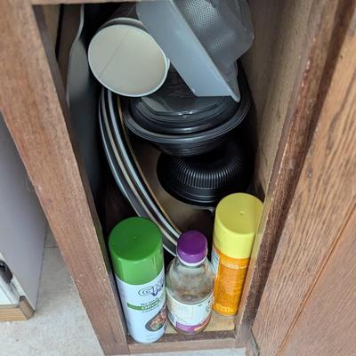 Assortment Of Kitchen Gadgets Pots & More (See All Pictures)