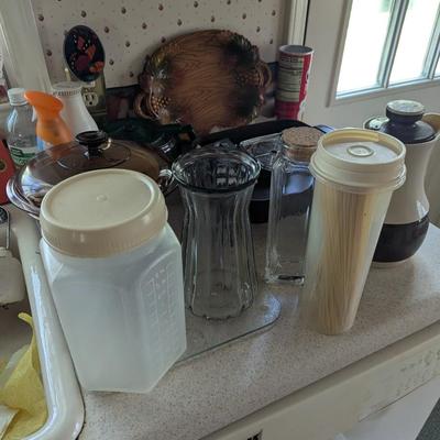 Assortment Of Kitchen Gadgets Pots & More (See All Pictures)