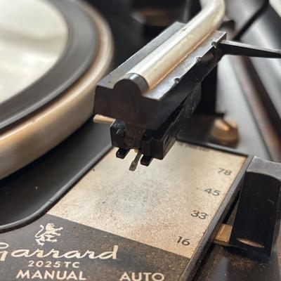 LOT 632: Vintage Electrophonic Solid State Modular Stereo w Garrard 2025TC Turntable