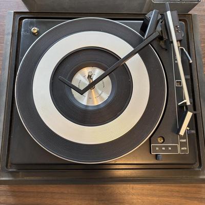 LOT 633: Vintage Capehart Turntable & Radio Shack Model LAB 34 Turntable