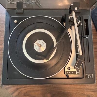 LOT 633: Vintage Capehart Turntable & Radio Shack Model LAB 34 Turntable
