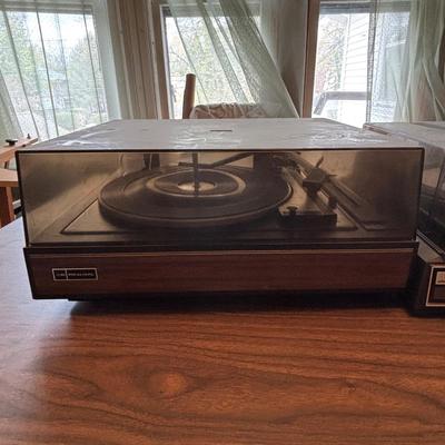 LOT 633: Vintage Capehart Turntable & Radio Shack Model LAB 34 Turntable