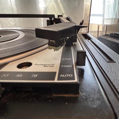 LOT 633: Vintage Capehart Turntable & Radio Shack Model LAB 34 Turntable