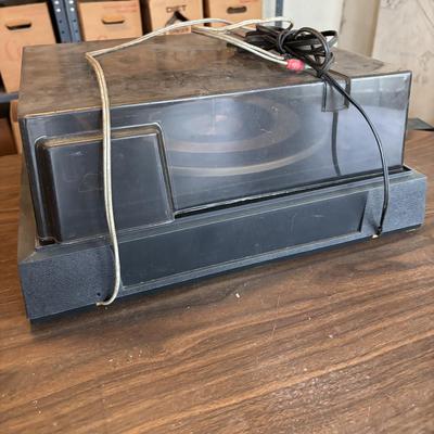 LOT 633: Vintage Capehart Turntable & Radio Shack Model LAB 34 Turntable