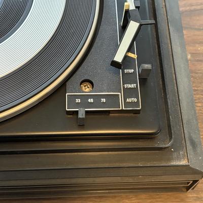 LOT 633: Vintage Capehart Turntable & Radio Shack Model LAB 34 Turntable