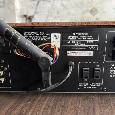 LOT 635: Pioneer Stereo Receiver SX-580