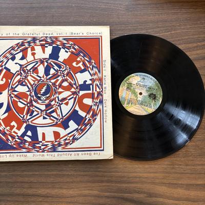 LOT 636: The Grateful Dead LP Collection