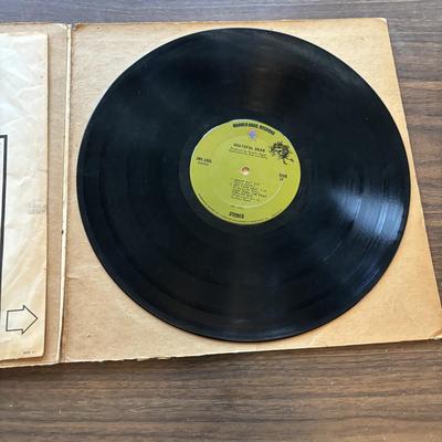 LOT 636: The Grateful Dead LP Collection