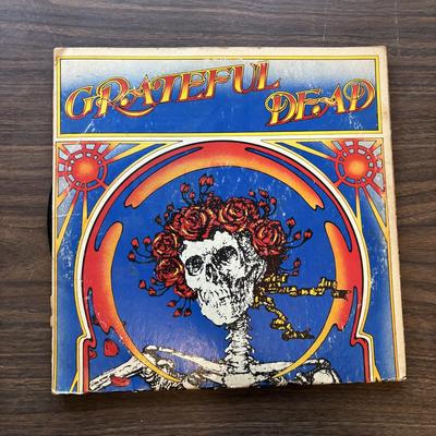 LOT 636: The Grateful Dead LP Collection