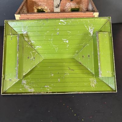 LOT 637: Vintage Lionel Train Station Waiting Room, Signs, Flagpole & Metal Train Tunnel
