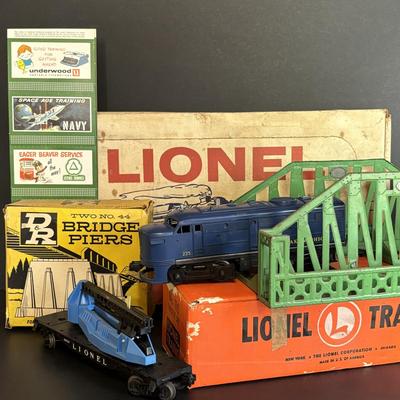LOT 640: Lionel Chesapeake & Ohio No 225 Engine, Flatbed Train Car No 6630. Metal Bridge, D & R Bridge Piers, Lionel No. 110...