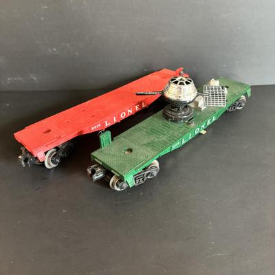 LOT 641: Lionel Train Set: Union Pacific Locomotive #1065, Savings Back Box Car #6050 Bank/Train Car, Explosives Box Car #6470, Flatbed...