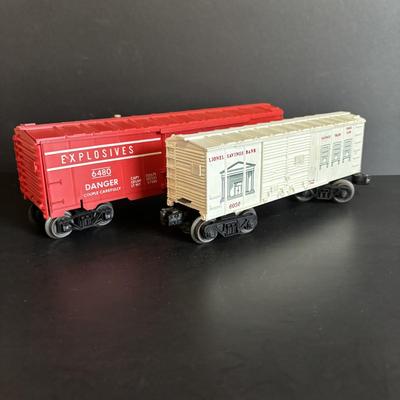 LOT 641: Lionel Train Set: Union Pacific Locomotive #1065, Savings Back Box Car #6050 Bank/Train Car, Explosives Box Car #6470, Flatbed...