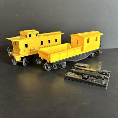 LOT 641: Lionel Train Set: Union Pacific Locomotive #1065, Savings Back Box Car #6050 Bank/Train Car, Explosives Box Car #6470, Flatbed...