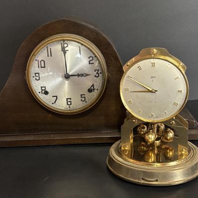 LOT 650: Gilbert Mantel Clock & Schatz 1000-Day Anniversary Clock