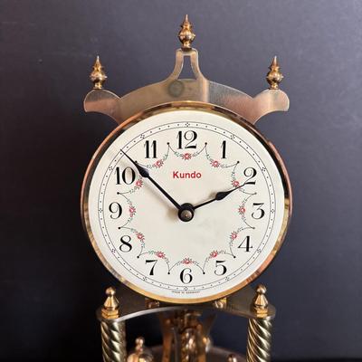 LOT 651: Anniversary Clock Collection