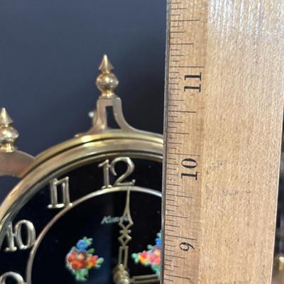 LOT 651: Anniversary Clock Collection