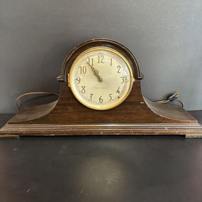 LOT 654: Seth Thomas Collection of Clocks
