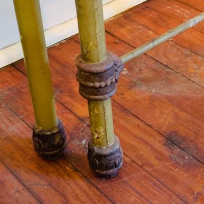 LOT 659: Vintage/Antique Brass Bed