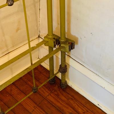LOT 659: Vintage/Antique Brass Bed
