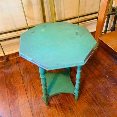 LOT 666: Three Side Tables, Three Anniversary Clocks, an Hourglass and a Lamp