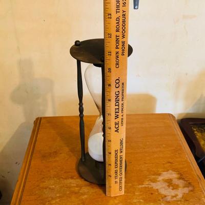 LOT 666: Three Side Tables, Three Anniversary Clocks, an Hourglass and a Lamp