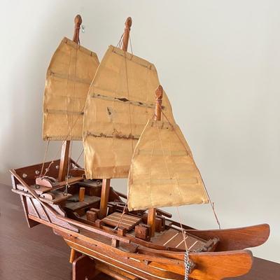 Vintage MCM Wooden Model Chinese "Junk" Ship 17"x18"