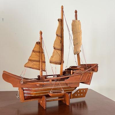 Vintage MCM Wooden Model Chinese "Junk" Ship 17"x18"
