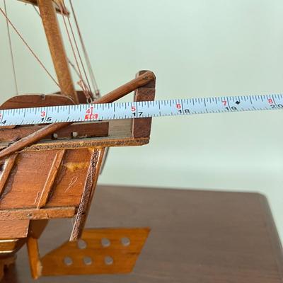 Vintage MCM Wooden Model Chinese "Junk" Ship 17"x18"