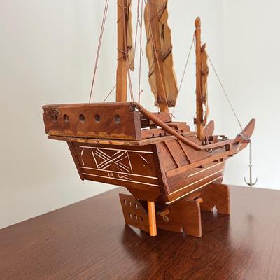 Vintage MCM Wooden Model Chinese "Junk" Ship 17"x18"