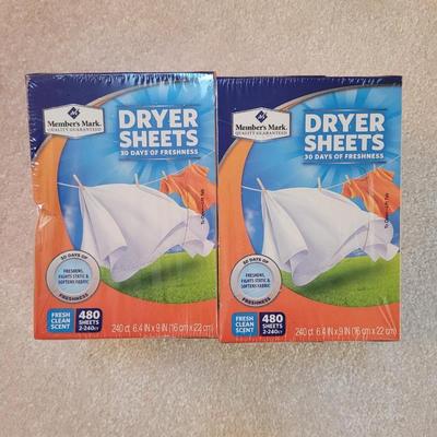 Cleaning Supplies and Light Bulbs (LR-EL)