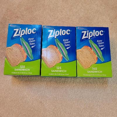 Cleaning Supplies and Light Bulbs (LR-EL)
