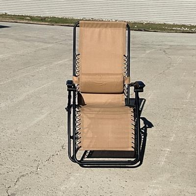 Graviity Free Recliner, Looks New