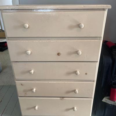 Wood chest of drawers