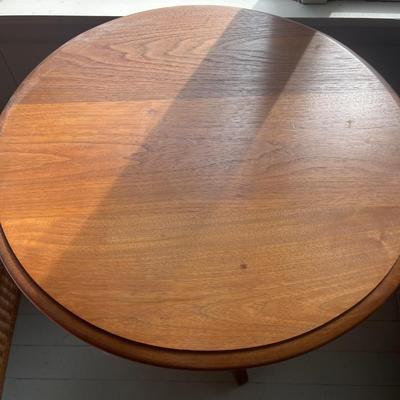 Antique round table