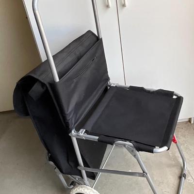 Folding travel/event chair