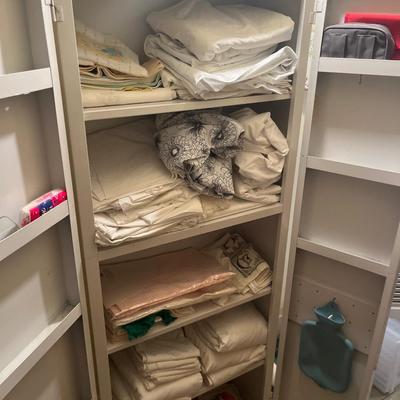 Vintage metal cabinet (Contents not included)