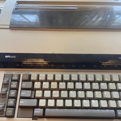 Electronic typewriter with accessories