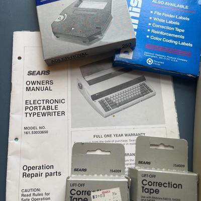 Electronic typewriter with accessories